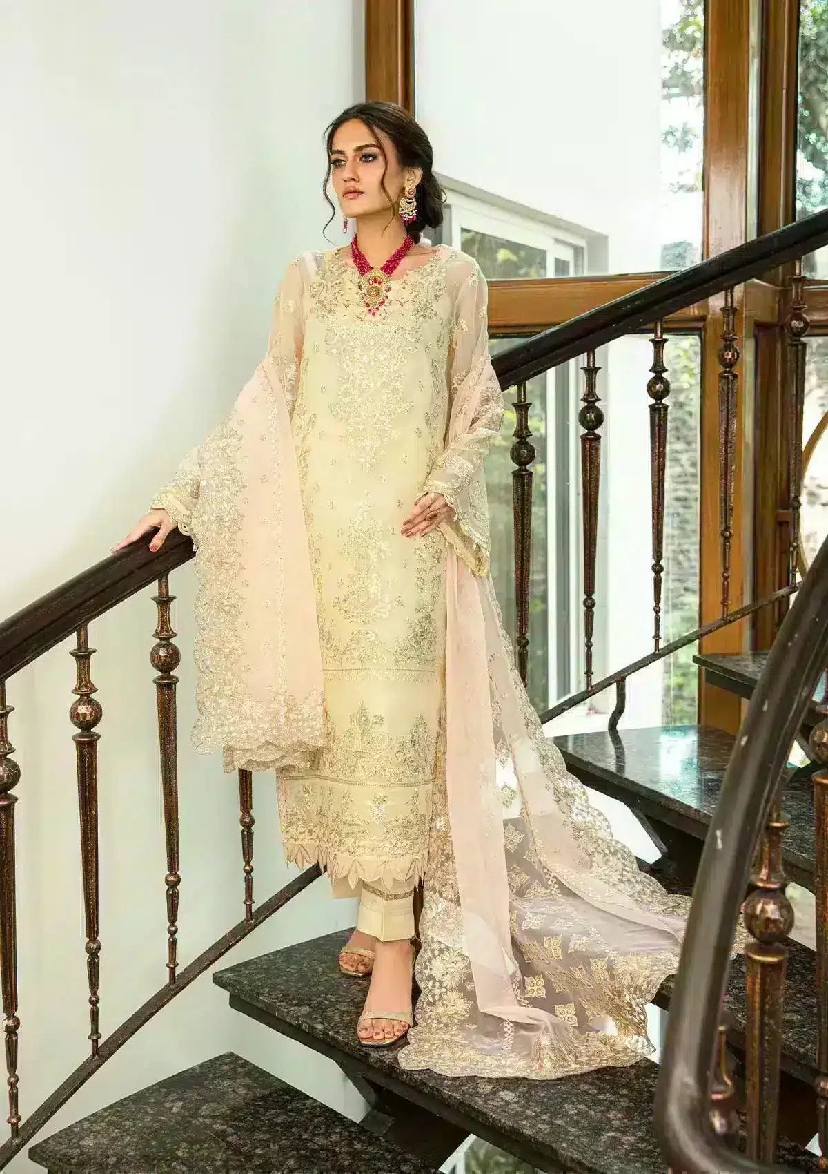 Aik Atelier | Formals Collection | GLOSSIER - LOOK 09 - Aqsa Fabrics