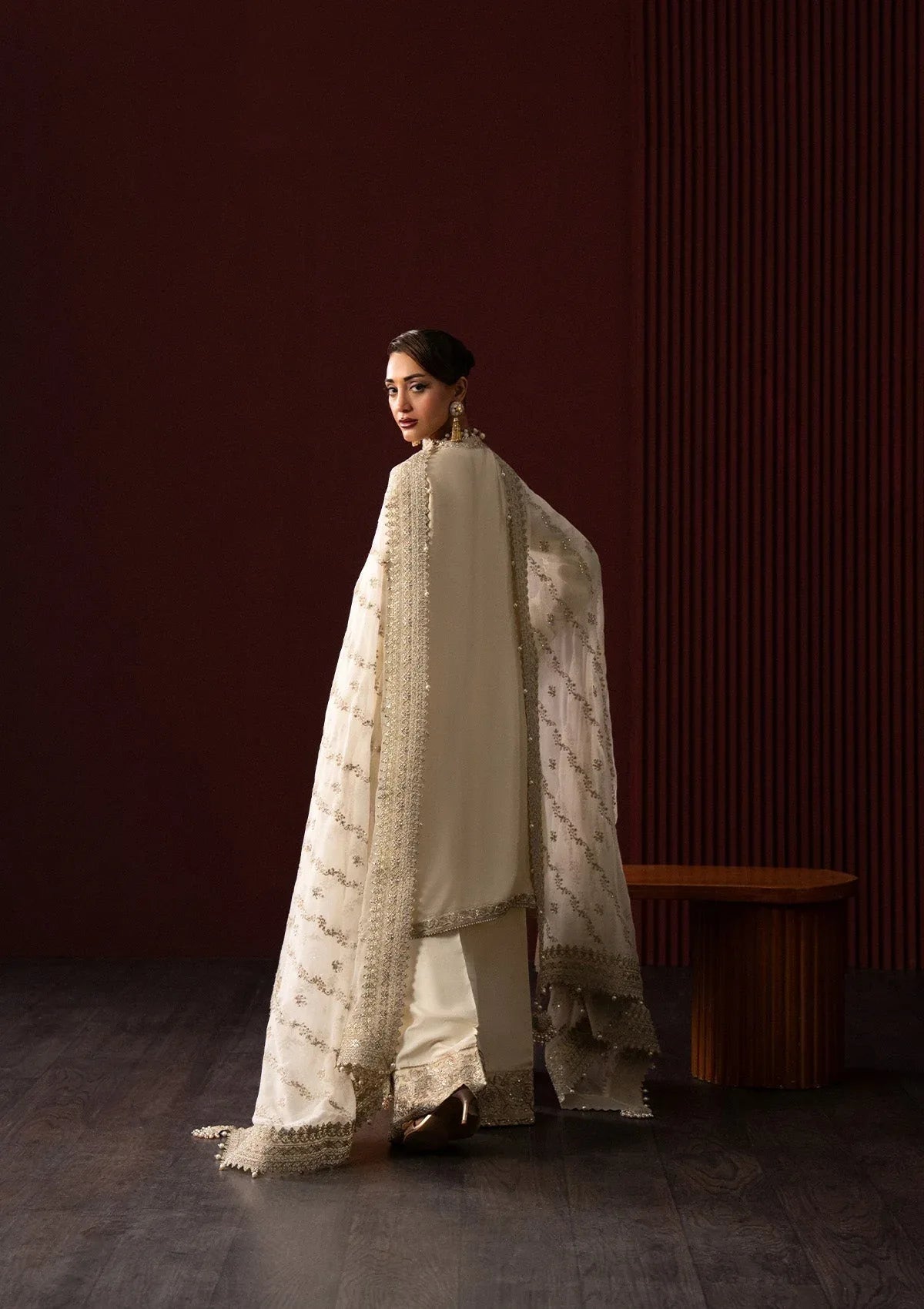 Aik Atelier | Lady Aik 25 | LOOK 01 - Aqsa Fabrics