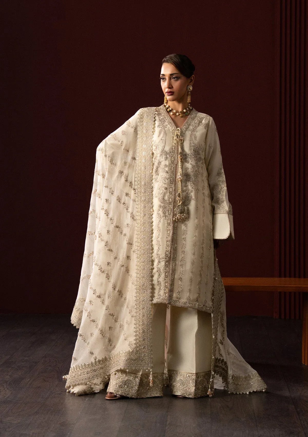 Aik Atelier | Lady Aik 25 | LOOK 01 - Aqsa Fabrics