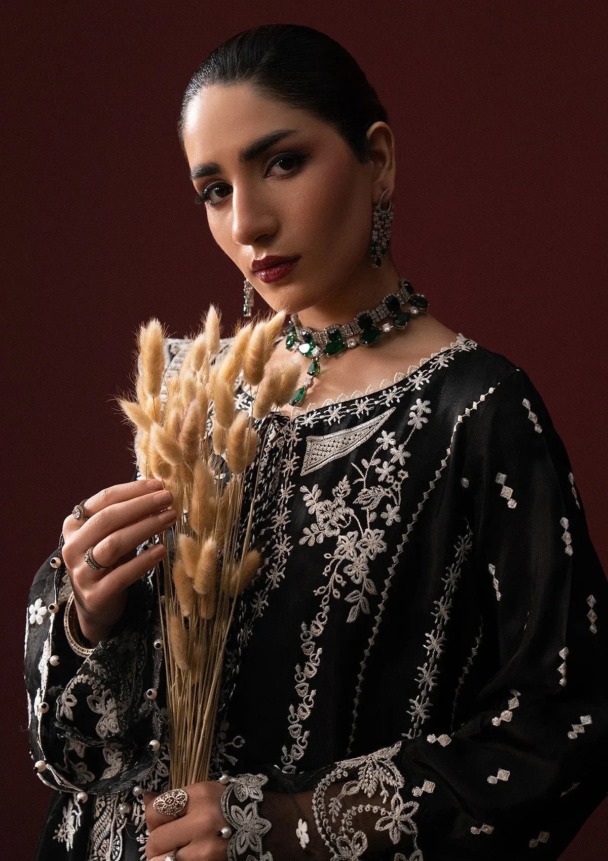 Aik Atelier | Lady Aik 25 | LOOK 02 - Aqsa Fabrics