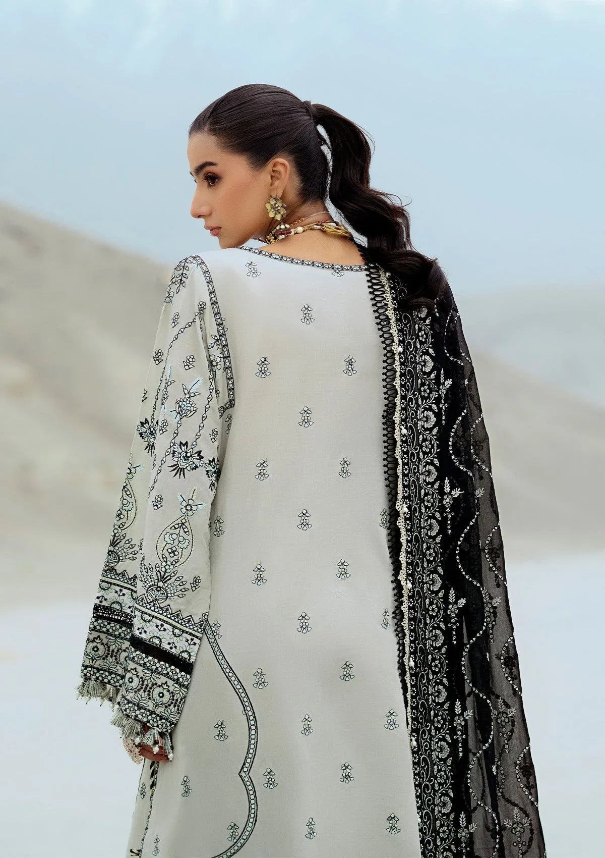 Rangrasiya | Lifestyle Summer Edit 25 | LOOK 08 - Aqsa Fabrics