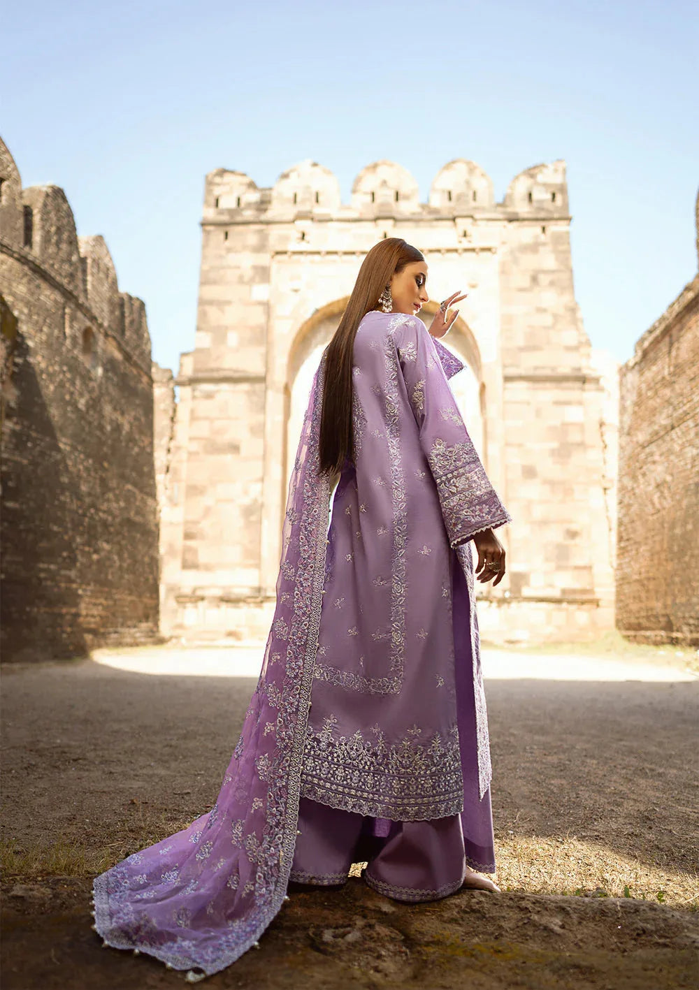 Aik Atelier | Pardes Lawn 24 | LOOK 07 - Aqsa Fabrics
