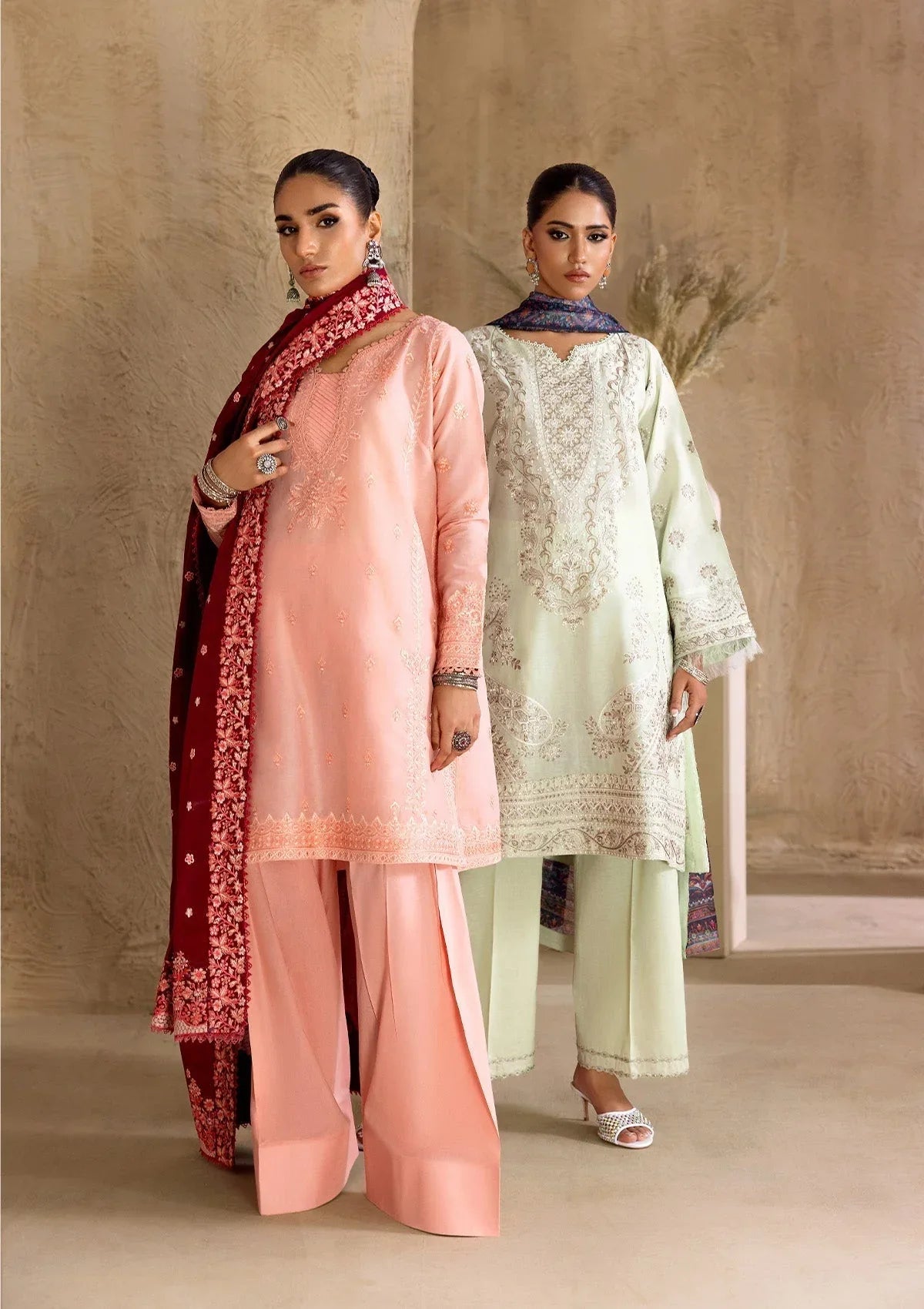Aik Atelier | RTW 25 |  LOOK 03 - Aqsa Fabrics