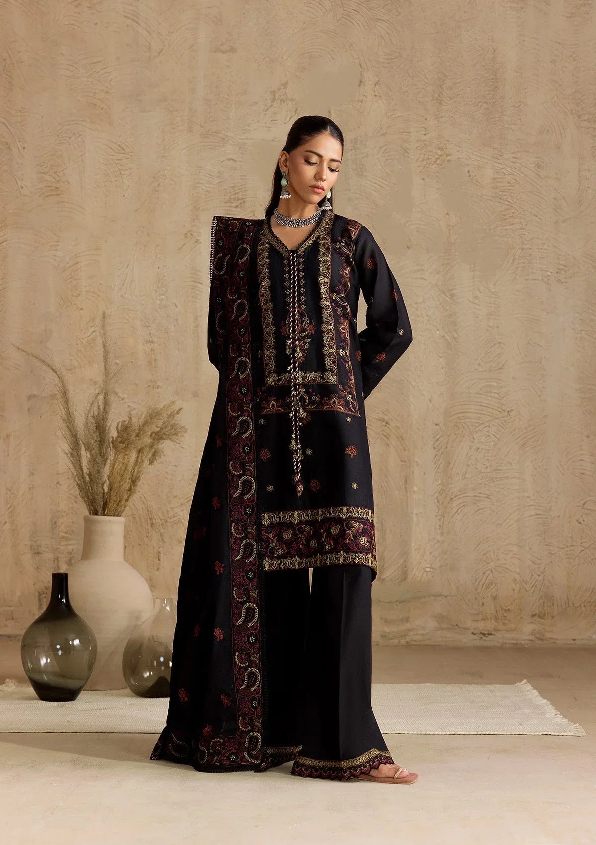 Aik Atelier | RTW 25 |  LOOK 06 - Aqsa Fabrics
