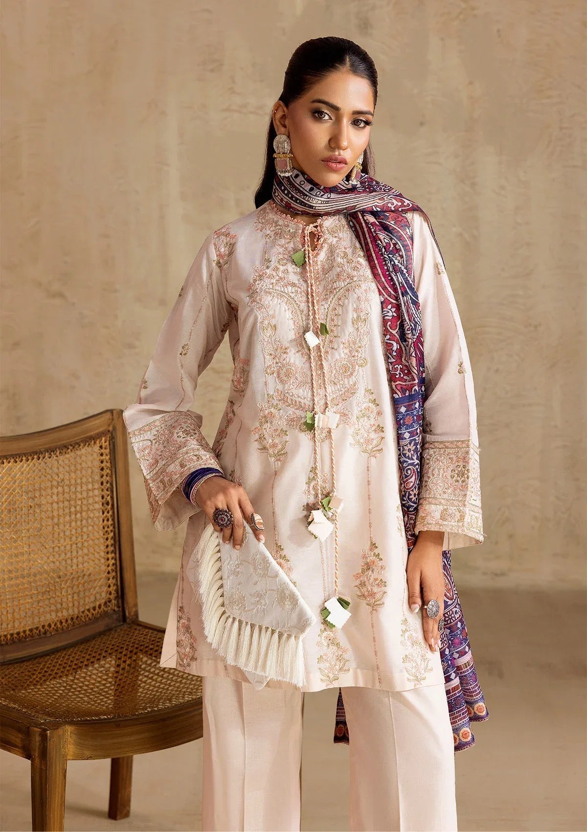 Aik Atelier | RTW 25 | LOOK 09 - Aqsa Fabrics