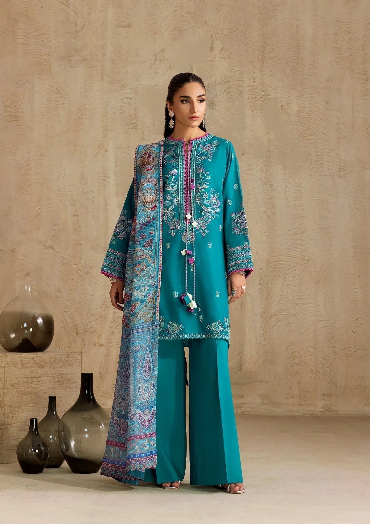 Aik Atelier | RTW 25 | LOOK 11 - Aqsa Fabrics