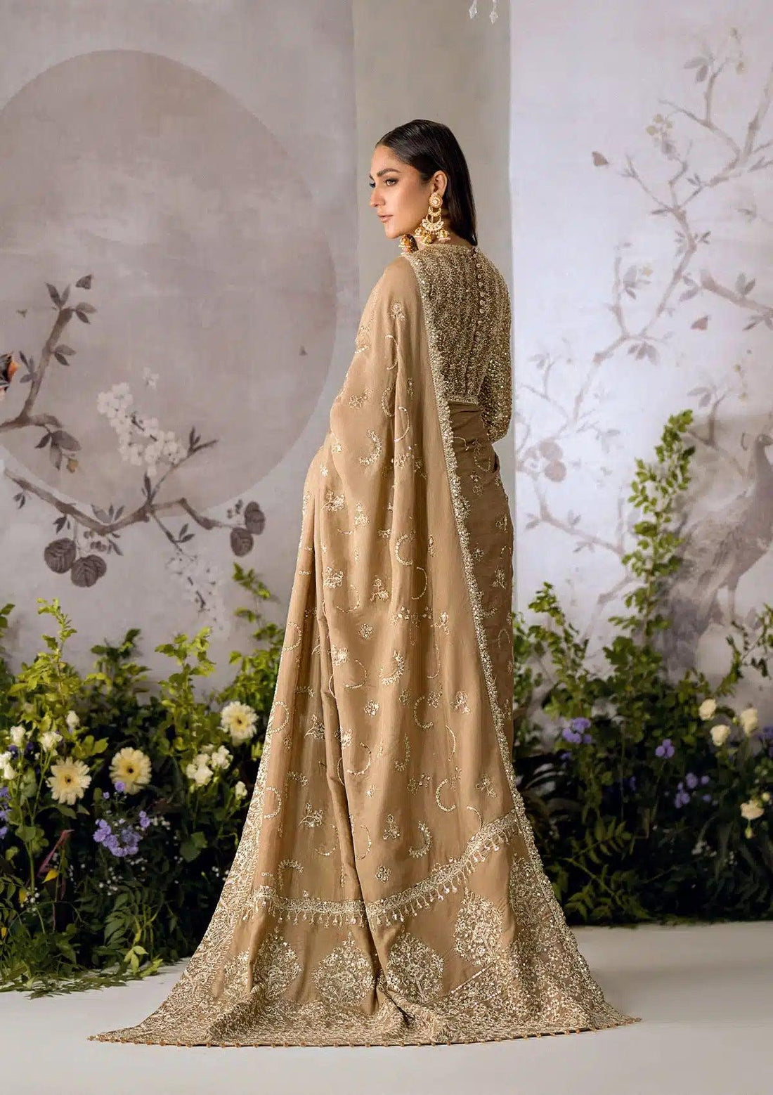 Aik Atelier | The Sari Edit | 02 - Aqsa Fabrics
