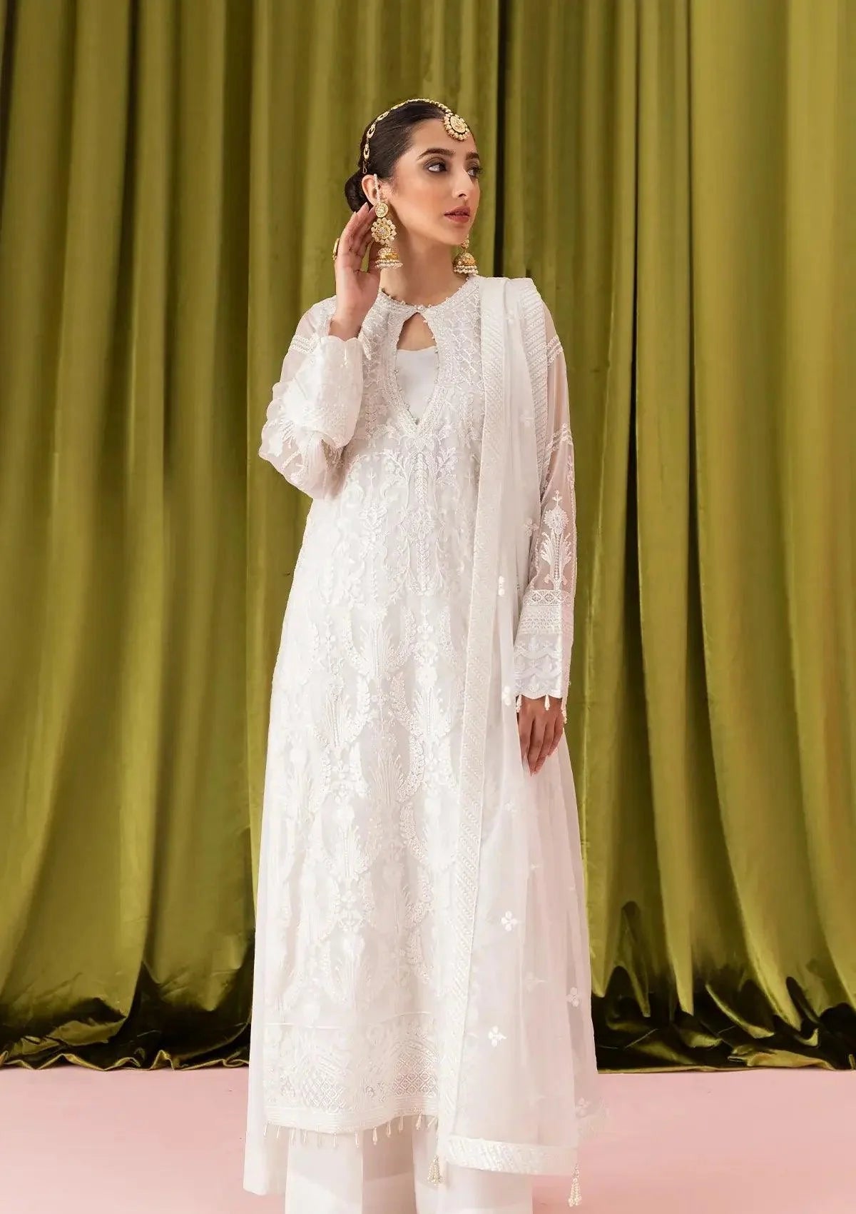 Aik Atelier | Formals Collection | LOOK 02 - Aqsa Fabrics