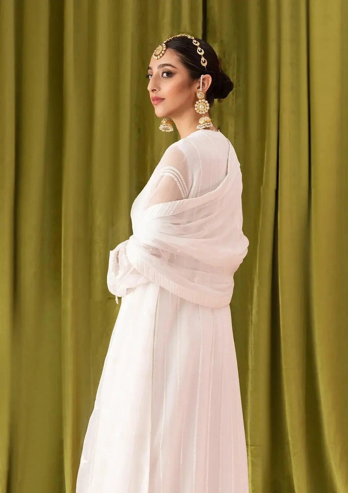 Aik Atelier | Formals Collection | LOOK 02 - Aqsa Fabrics