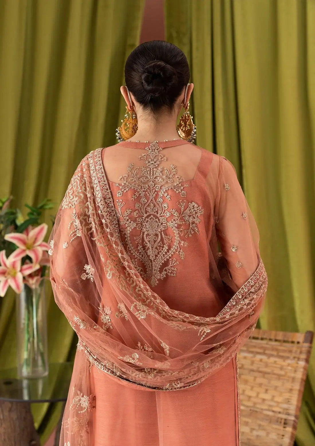 Aik Atelier | Formals Collection | LOOK 03 - Aqsa Fabrics
