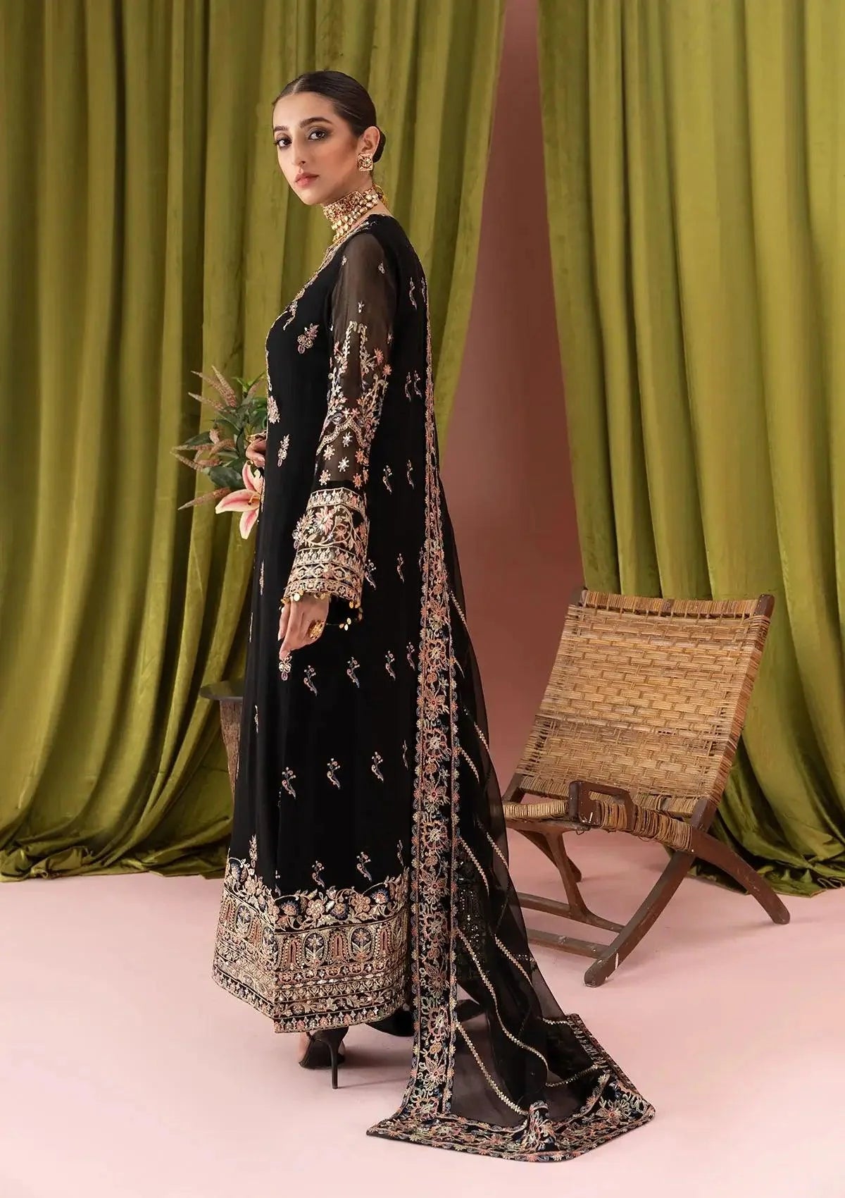 Aik Atelier | Formals Collection | LOOK 06 - Aqsa Fabrics