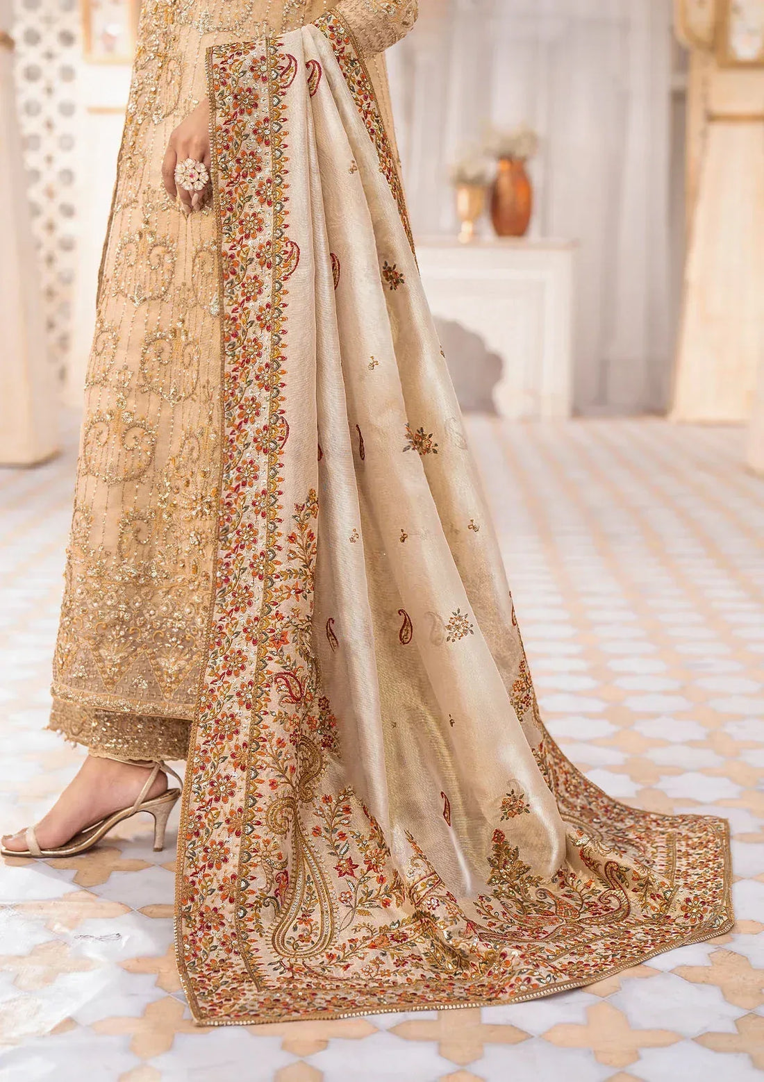 WEDDING FESTIVE ’24 VOL. 1 - GOLD TISSUE SHAWL - Aqsa Fabrics