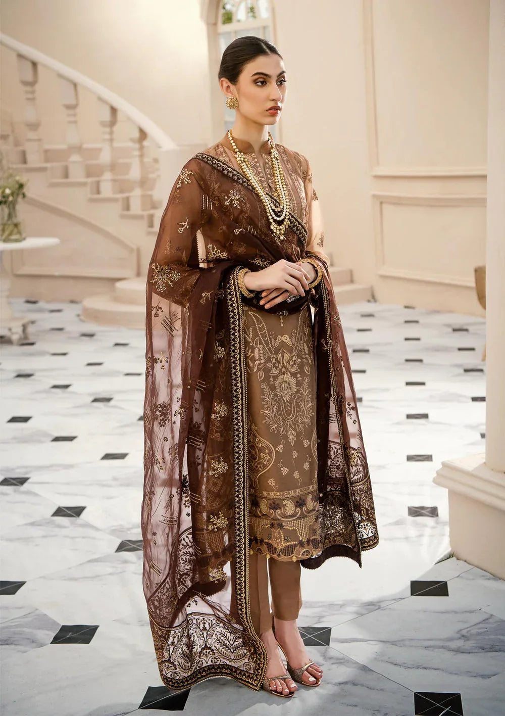 Aik Atelier | Formals Collection | LUMIERE - LOOK 04 - Aqsa Fabrics