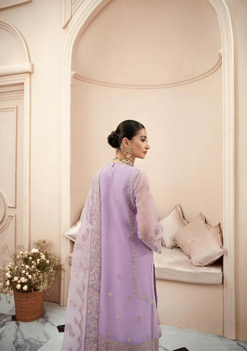 Aik Atelier | Formals Collection | LUMIERE - LOOK 01 - Aqsa Fabrics