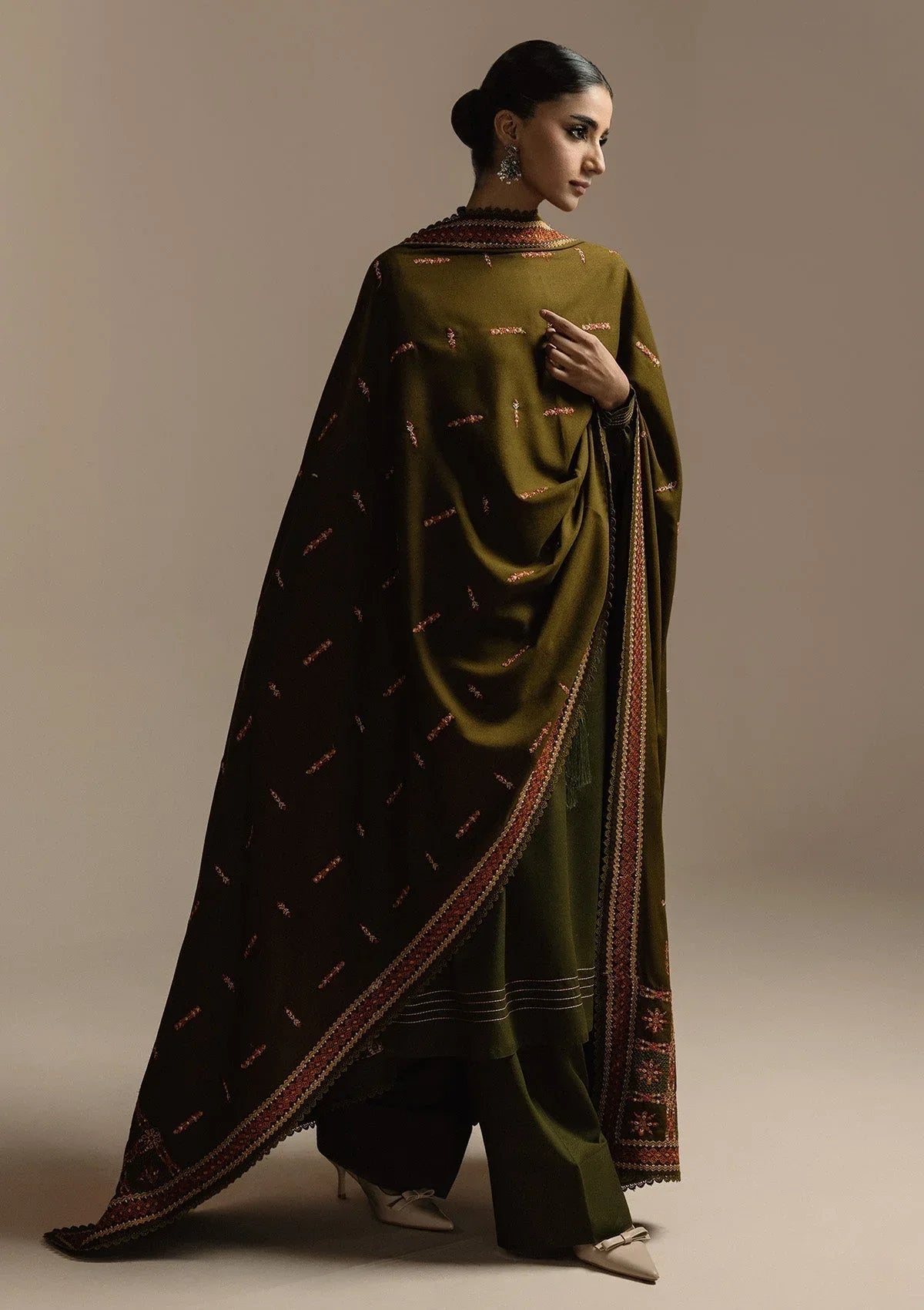 Aik Atelier | Aik Roz Karandi 25 | LOOK 05 - Aqsa Fabrics
