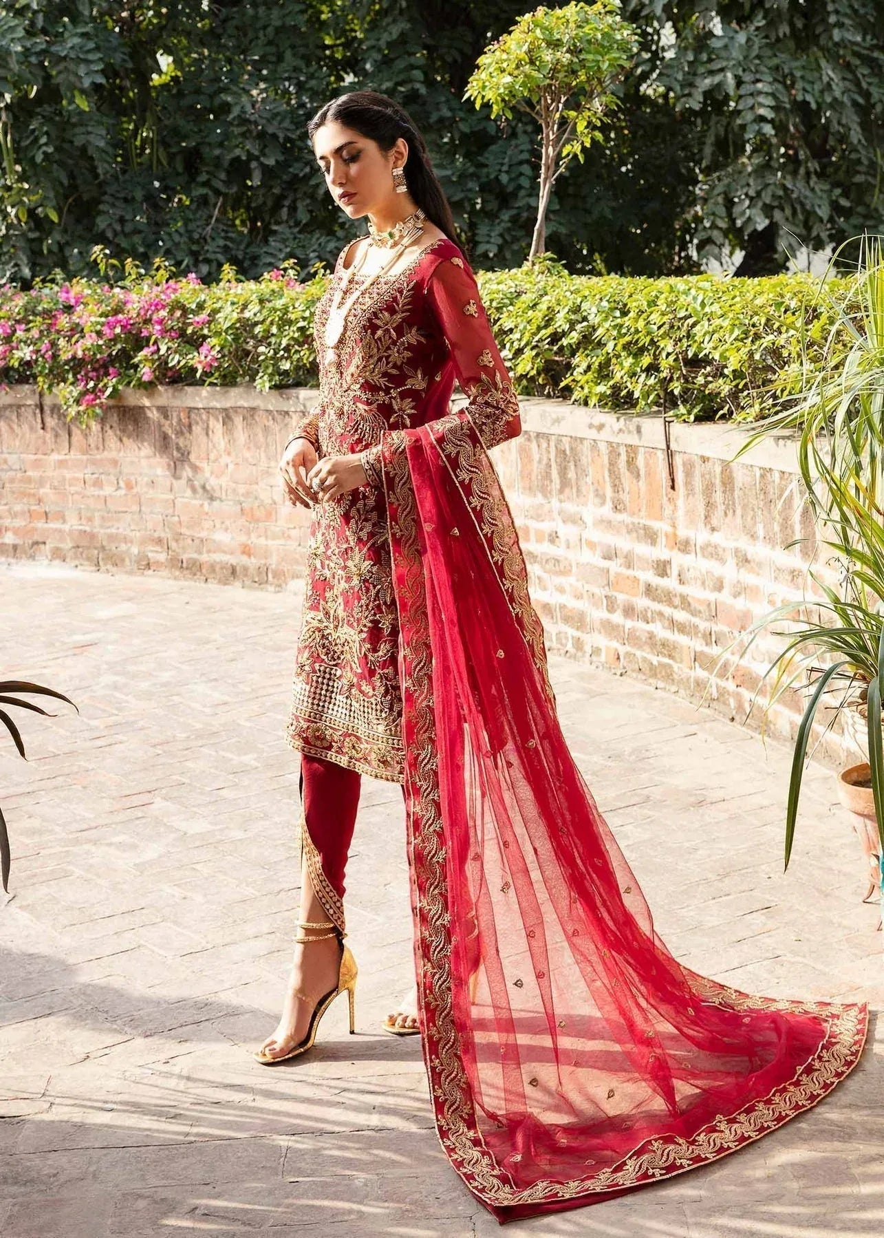 Akbar Aslam | Wedding Formals | OMAIRA - Aqsa Fabrics