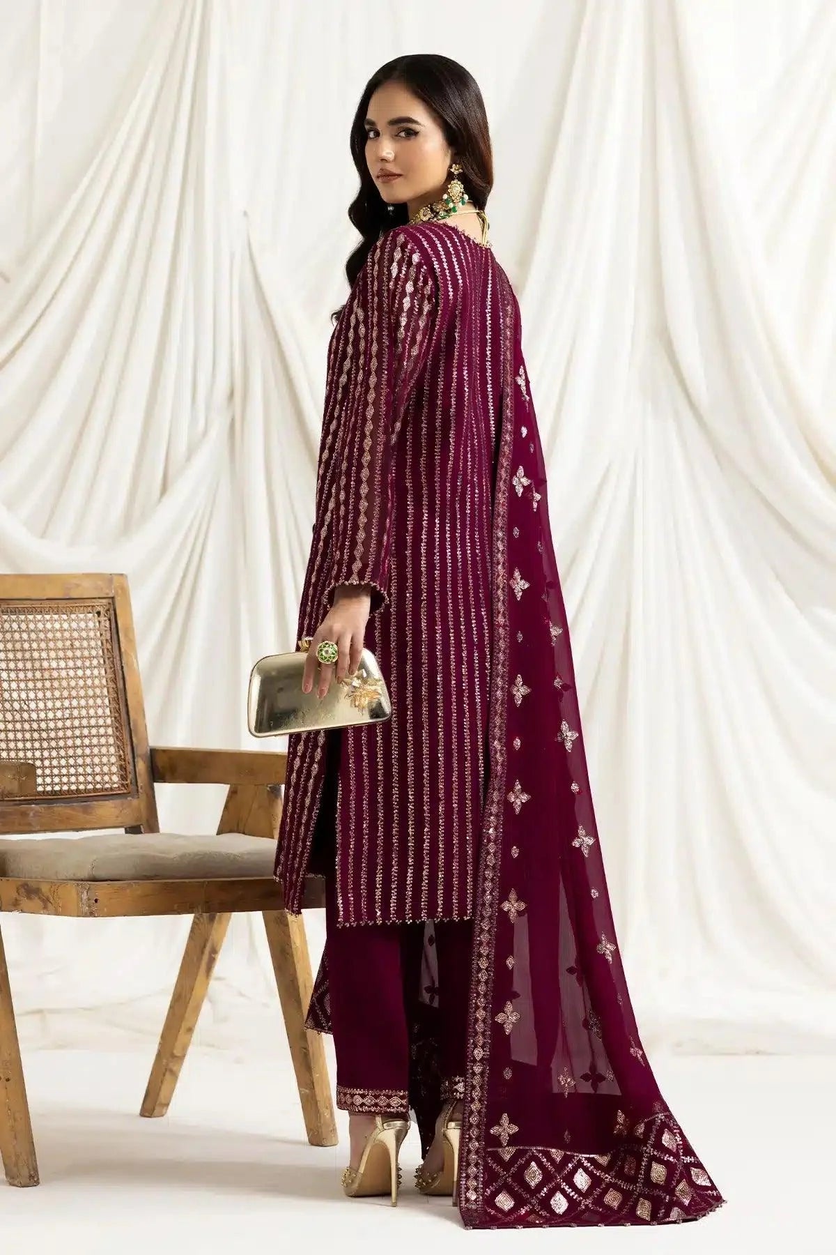 Alizeh | Dua Formals 23 | DUA-V02D03A-AYSAL(MAGENTA) - Aqsa Fabrics