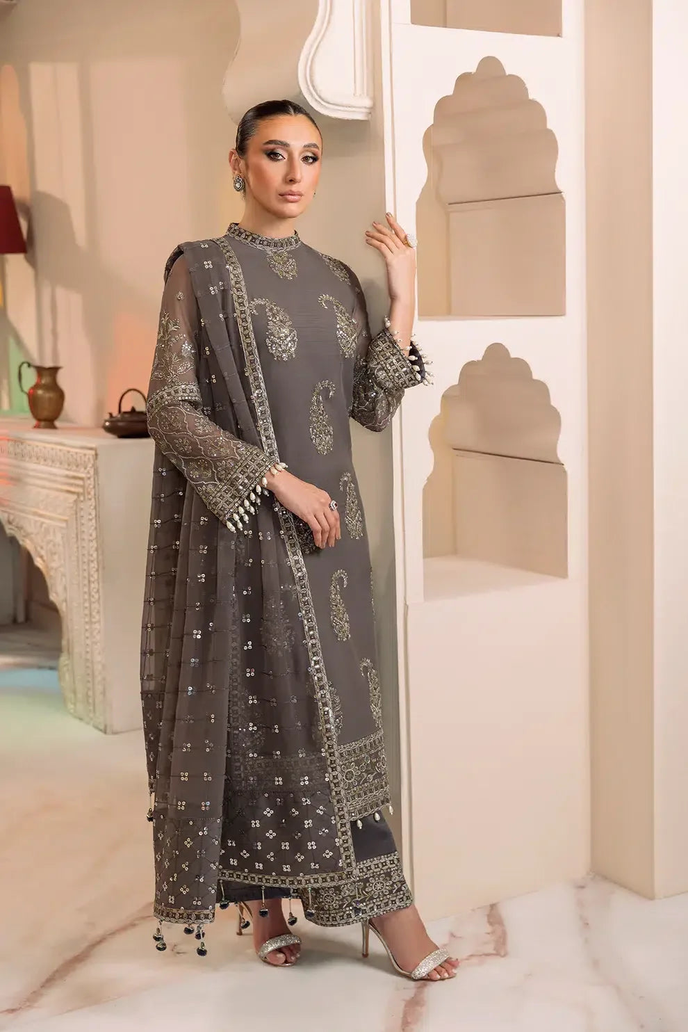 Alizeh | Dua Formals 23 | DUA-V01D06B- AMAYA ( GREY ) - Aqsa Fabrics