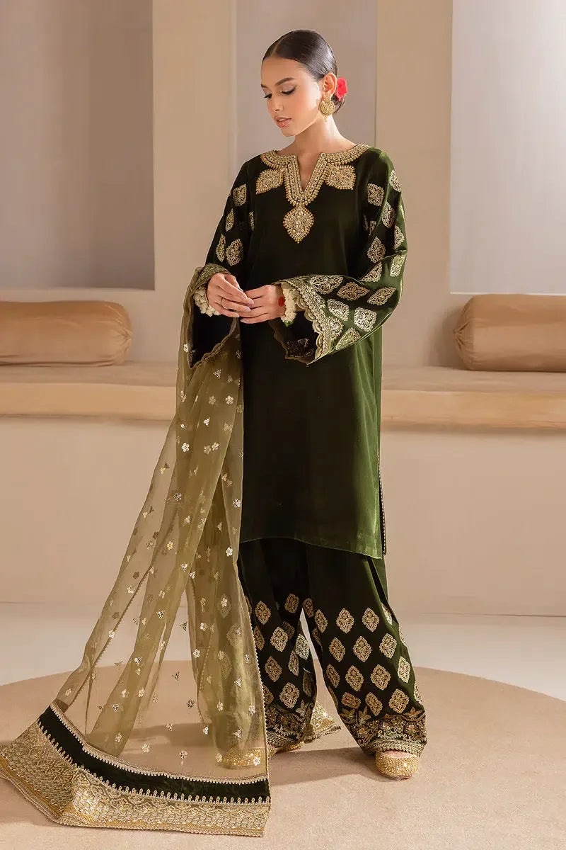 Baroque | Jahanara Luxury Velvet 23 | UF-425 - Aqsa Fabrics