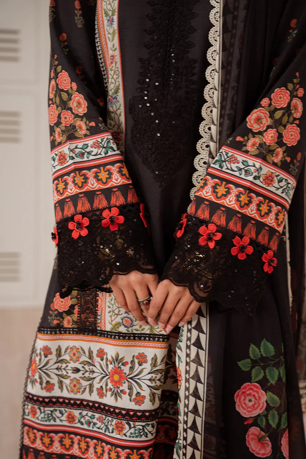 Saira Rizwan | Laanem Summer Lawn 25 | ZUMRA-A-SRL25-07 - Aqsa Fabrics