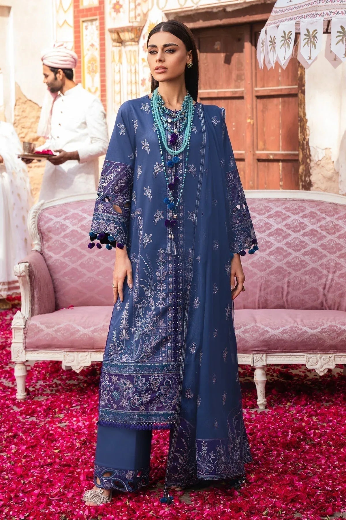Alizeh | Rawayat Luxury Lawn 24 | Shehnaaz - Aqsa Fabrics