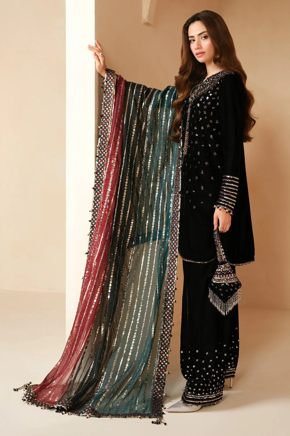 Jazmin | Velvet Edit 24 | Velvet Formal VF-2037 - Aqsa Fabrics