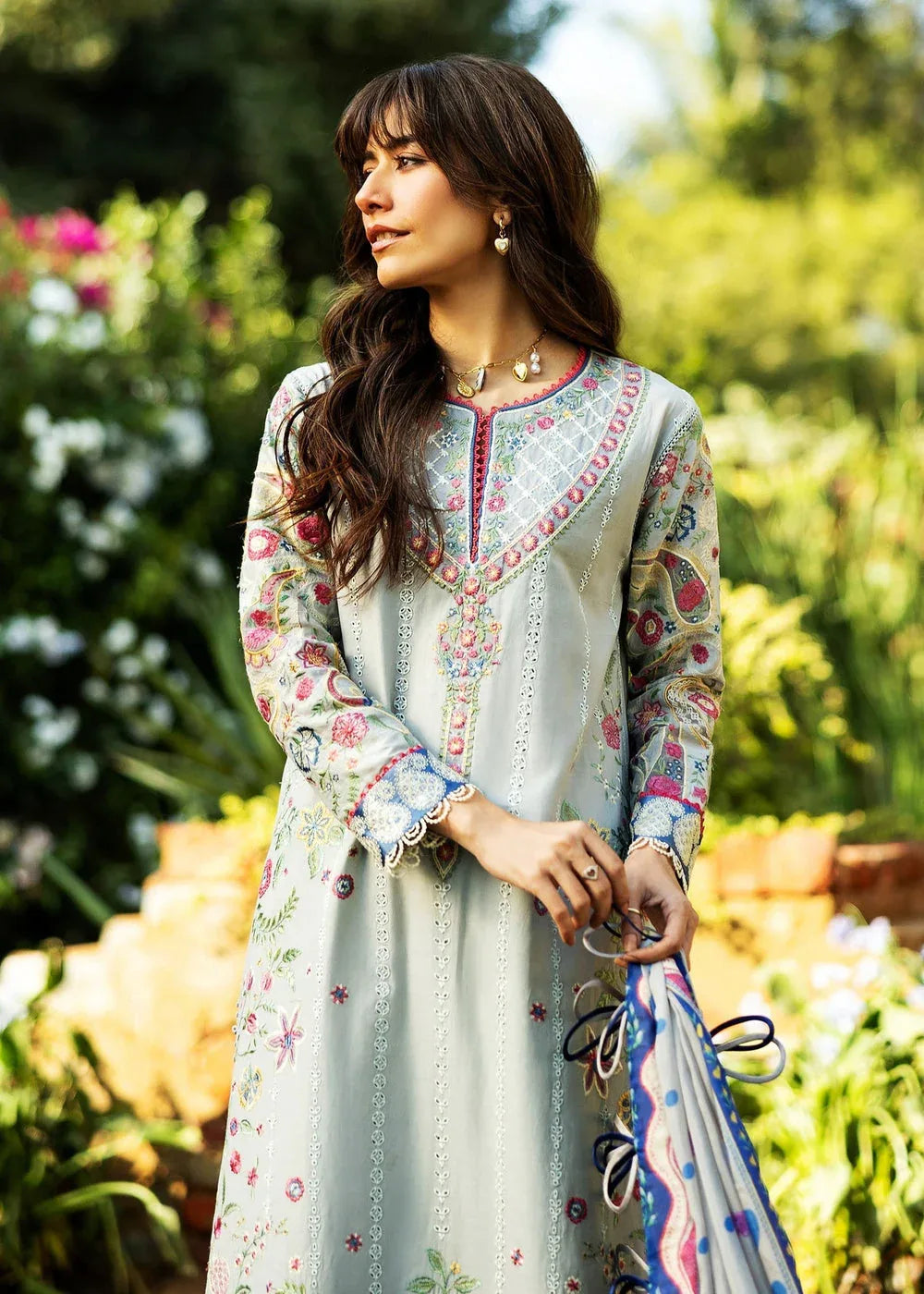 Sadaf Fawad Khan | Siraa Lawn 25 | PAISLEY GARDEN - A - Aqsa Fabrics
