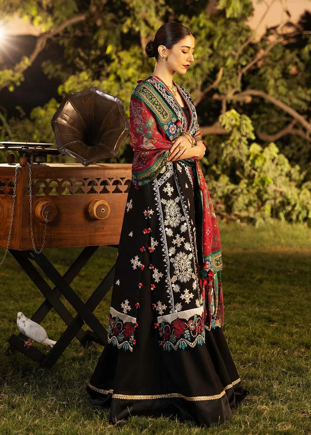 Sadaf Fawad Khan | Siraa Lawn 25 | PALM ISLAND - A - Aqsa Fabrics