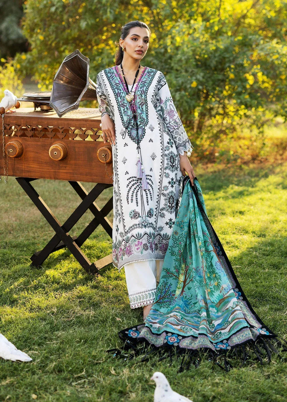 Sadaf Fawad Khan | Siraa Lawn 25 | PALM ISLAND - B - Aqsa Fabrics