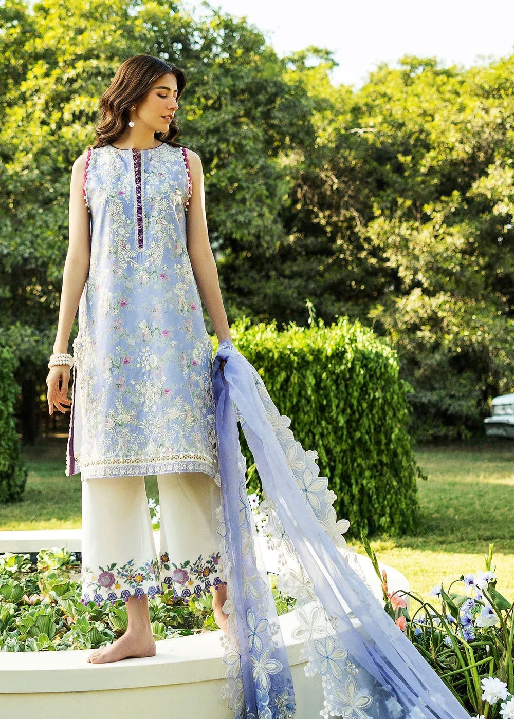 Sadaf Fawad Khan | Siraa Lawn 25 | BLOOM - A - Aqsa Fabrics