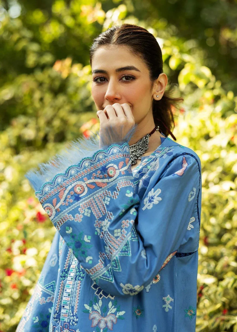 Sadaf Fawad Khan | Siraa Lawn 25 | WISTERIA - A - Aqsa Fabrics