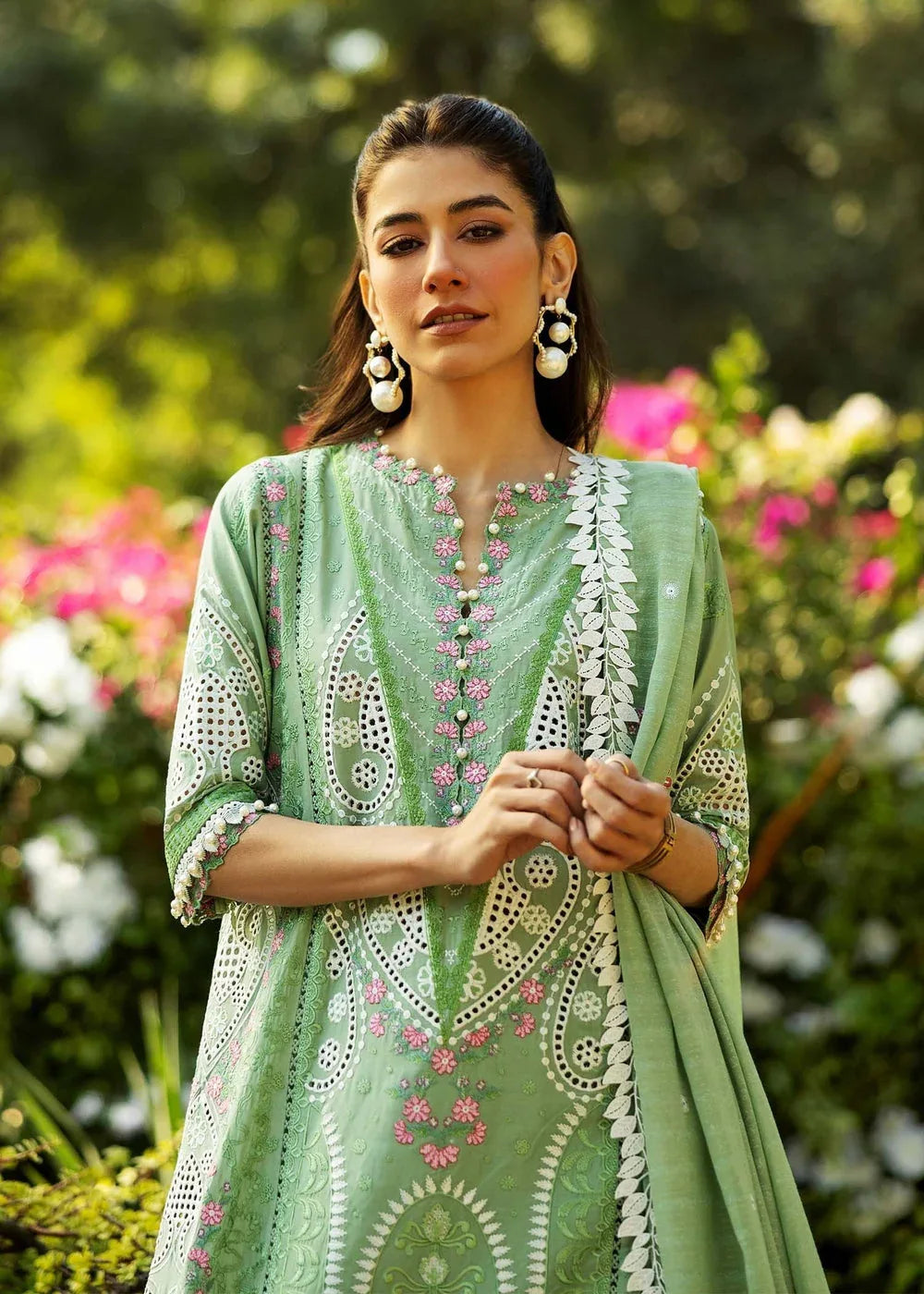 Sadaf Fawad Khan | Siraa Lawn 25 | FRENCH HEARTS - A - Aqsa Fabrics
