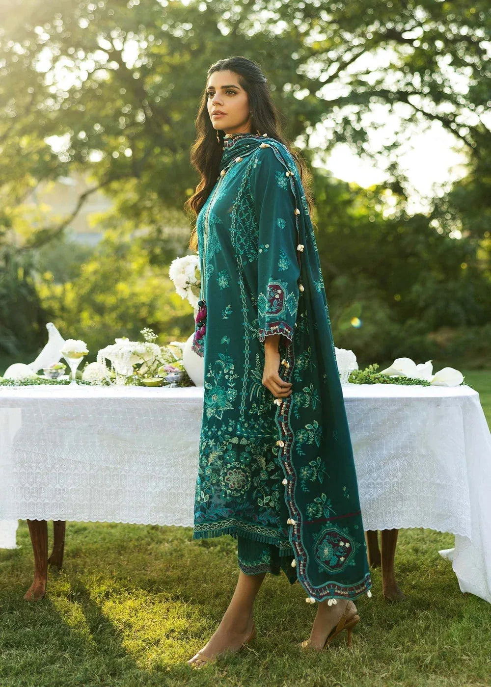 Sadaf Fawad Khan | Siraa Lawn 25 | KOI - B - Aqsa Fabrics