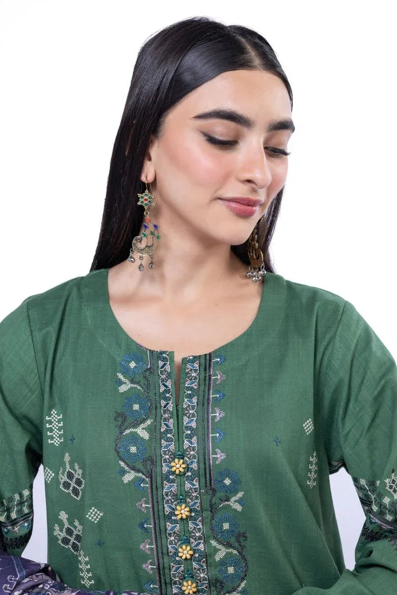 Khaadi | My Winter Mood | DCH02 - Aqsa Fabrics