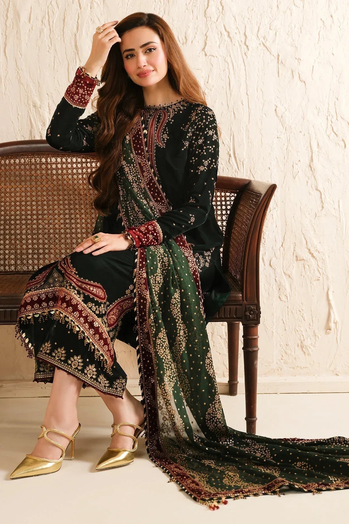 Jazmin | Velvet Edit 24 | Velvet Formal VF-2034 - Aqsa Fabrics