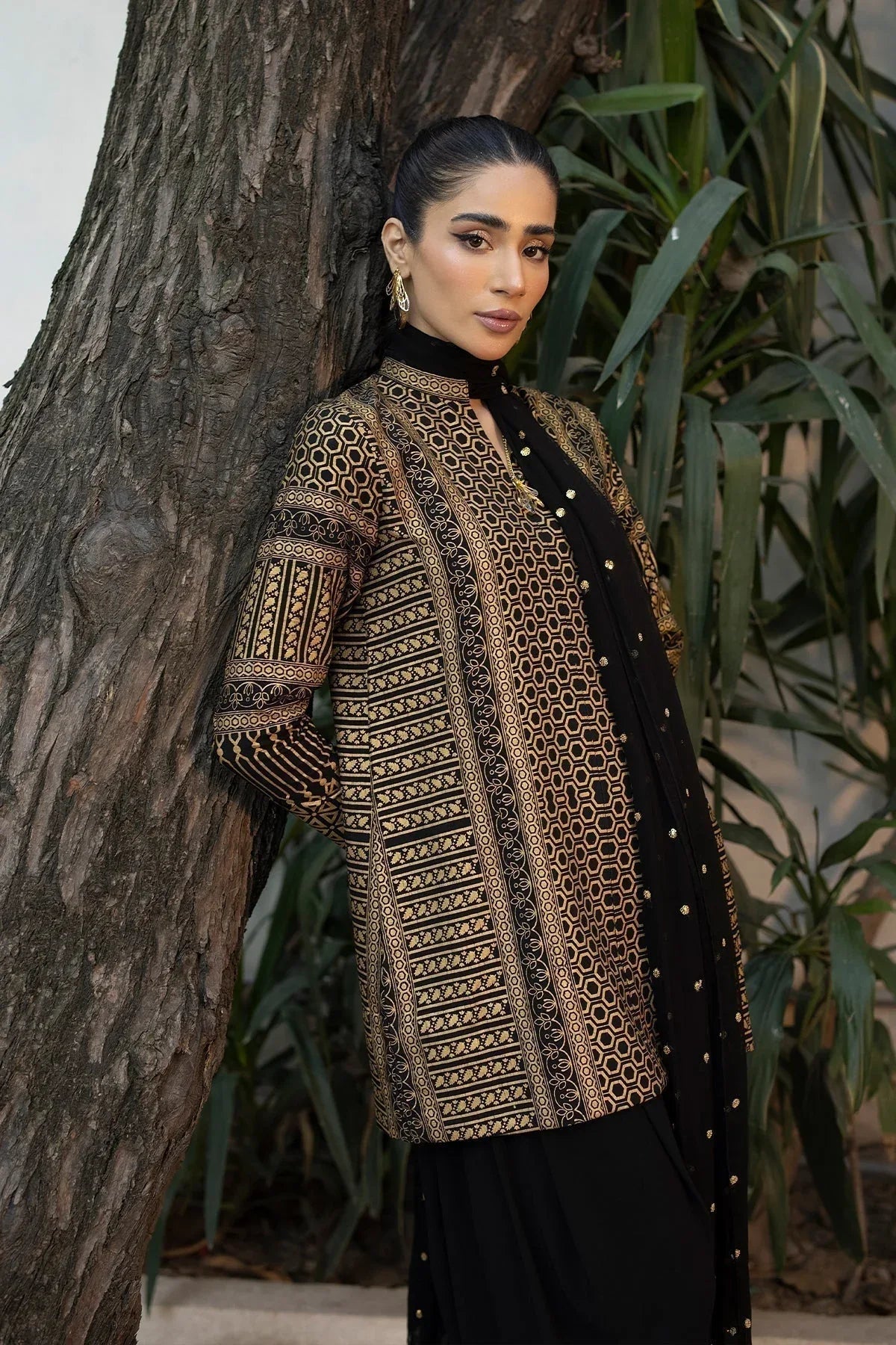 Erum Khan | Shahzeen Eid Collection | SUNSET - Aqsa Fabrics
