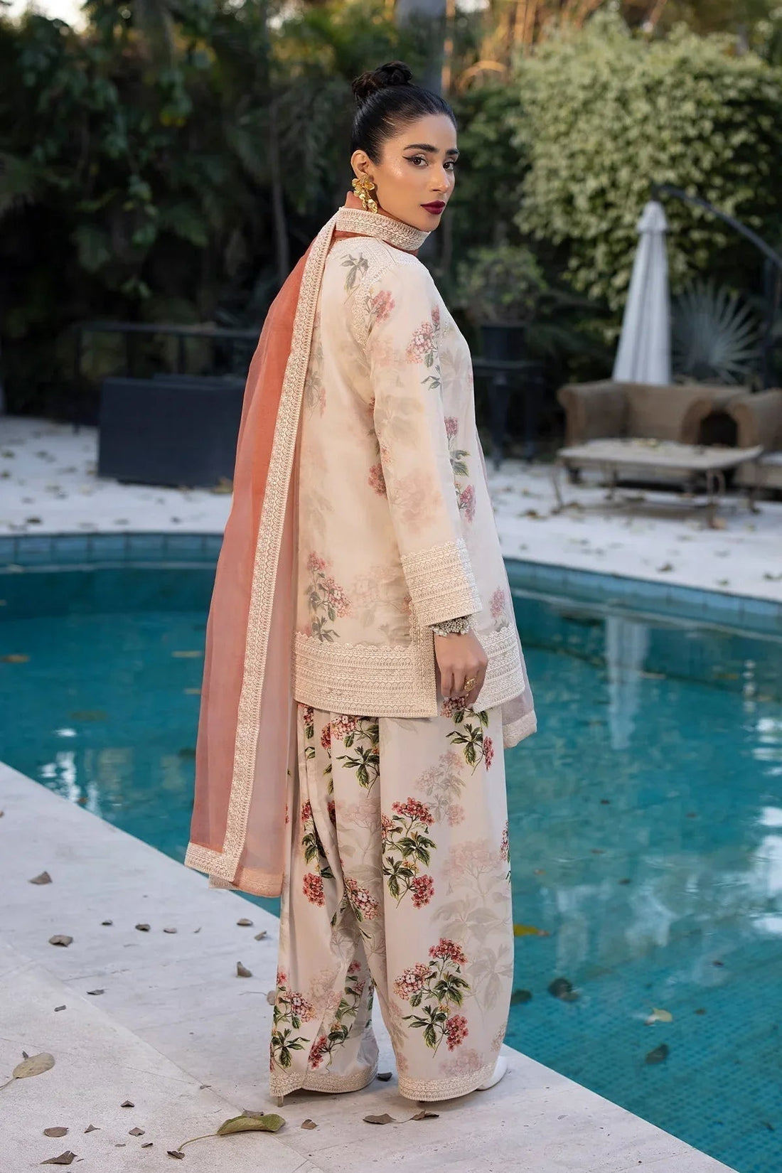 Erum Khan | Shahzeen Eid Collection | FLAMINGO - Aqsa Fabrics