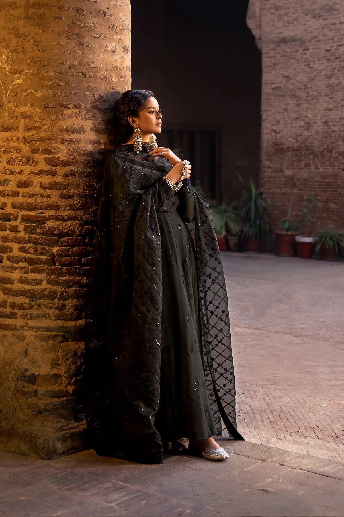 Erum Khan | Shezadian Luxe Formals | Mumtaz - Aqsa Fabrics