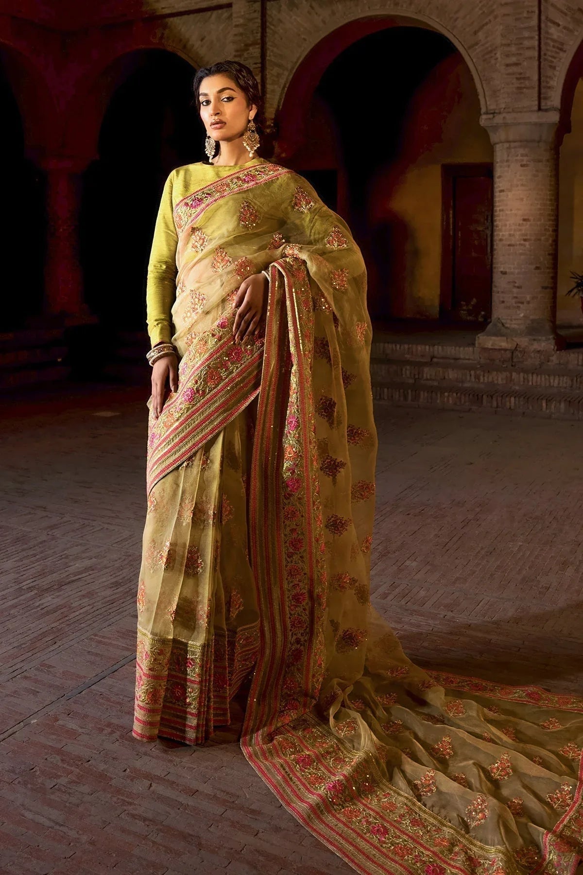 Erum Khan | Shezadian Luxe Formals | JODAH - Aqsa Fabrics