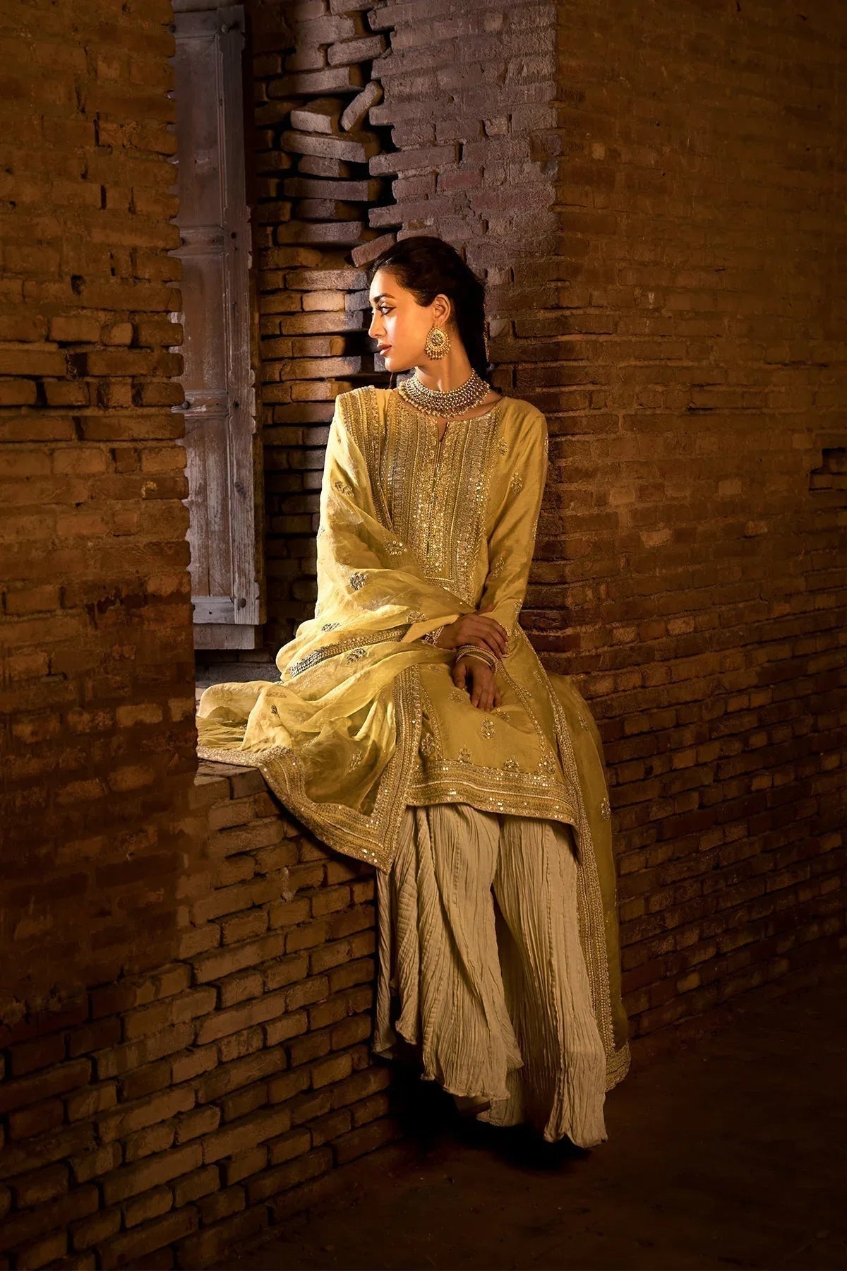 Erum Khan | Shezadian Luxe Formals | DIL ARAA - Aqsa Fabrics