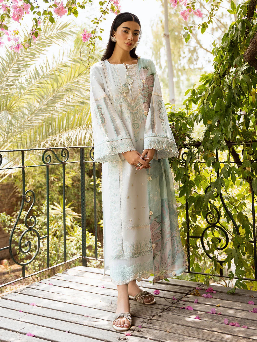 Izel | Dastak Luxury Lawn | FALAK - Aqsa Fabrics