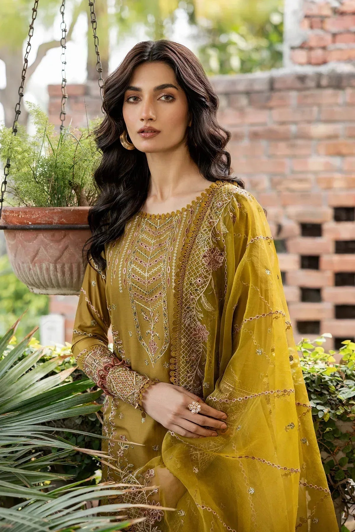 Farasha | Bahaar Embroidered Lawn | Summer Bloom - Aqsa Fabrics