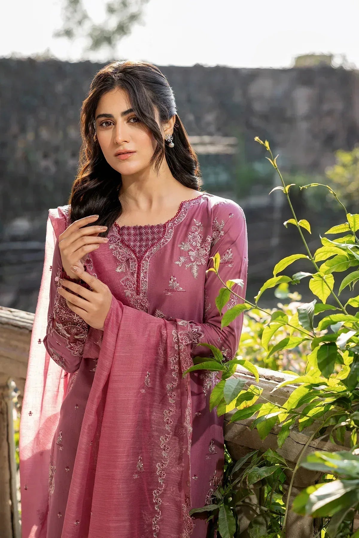 Farasha | Bahaar Embroidered Lawn | Rose Garland - Aqsa Fabrics
