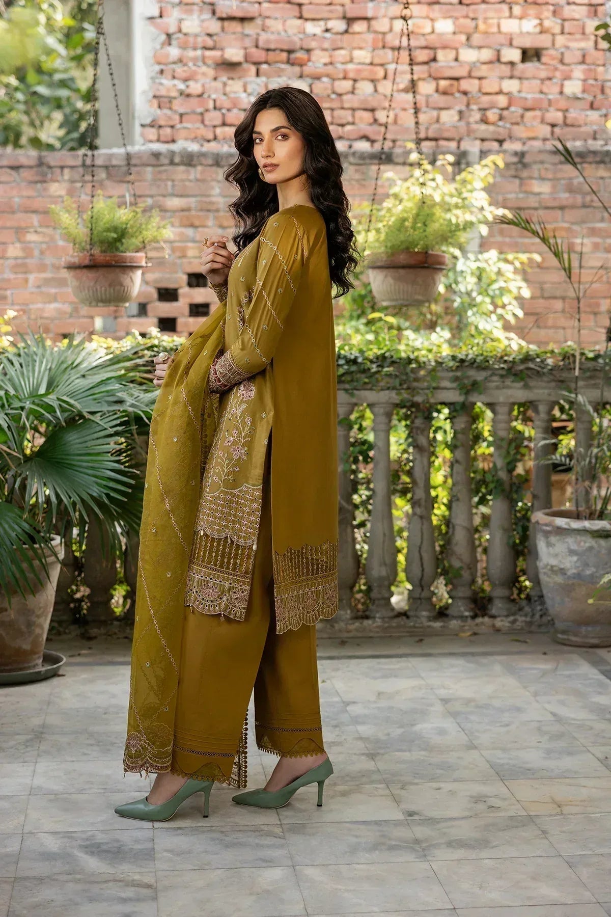 Farasha | Bahaar Embroidered Lawn | Summer Bloom - Aqsa Fabrics