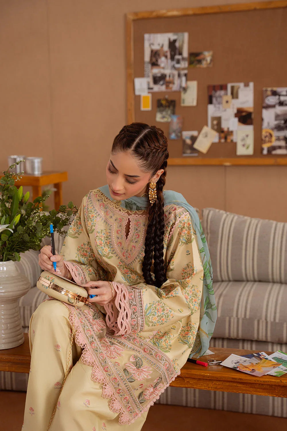 Saira Rizwan | Laanem Summer Lawn 25 | NERIDA-A-SRL25-02 - Aqsa Fabrics