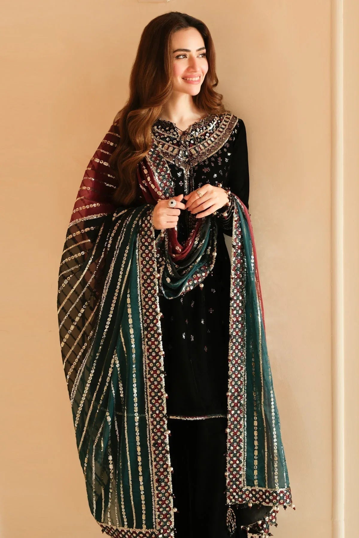 Jazmin | Velvet Edit 24 | Velvet Formal VF-2037 - Aqsa Fabrics