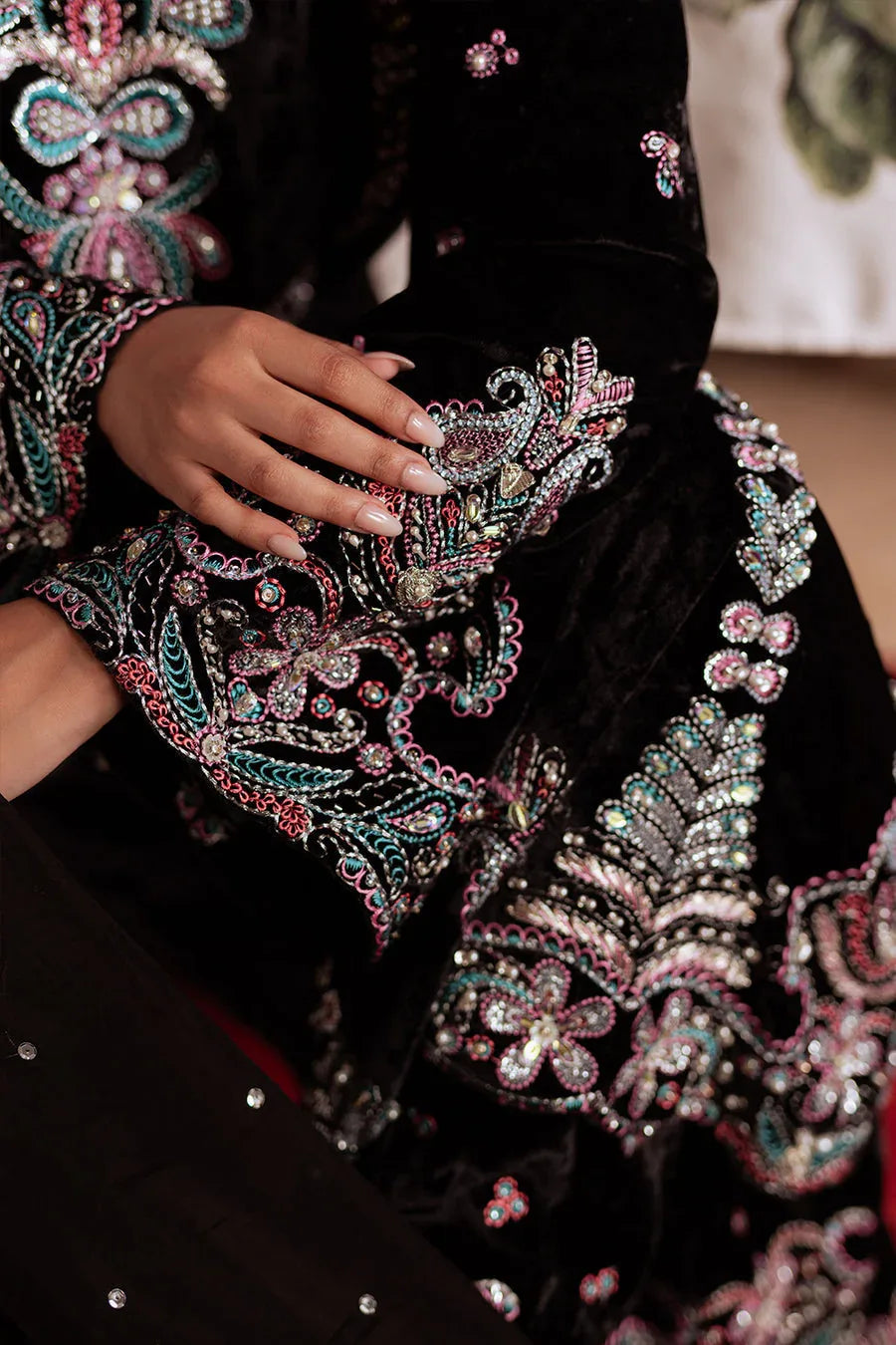Saira Rizwan | Velvet Pret 25 | ZARQ-SRVP25-03 - Aqsa Fabrics