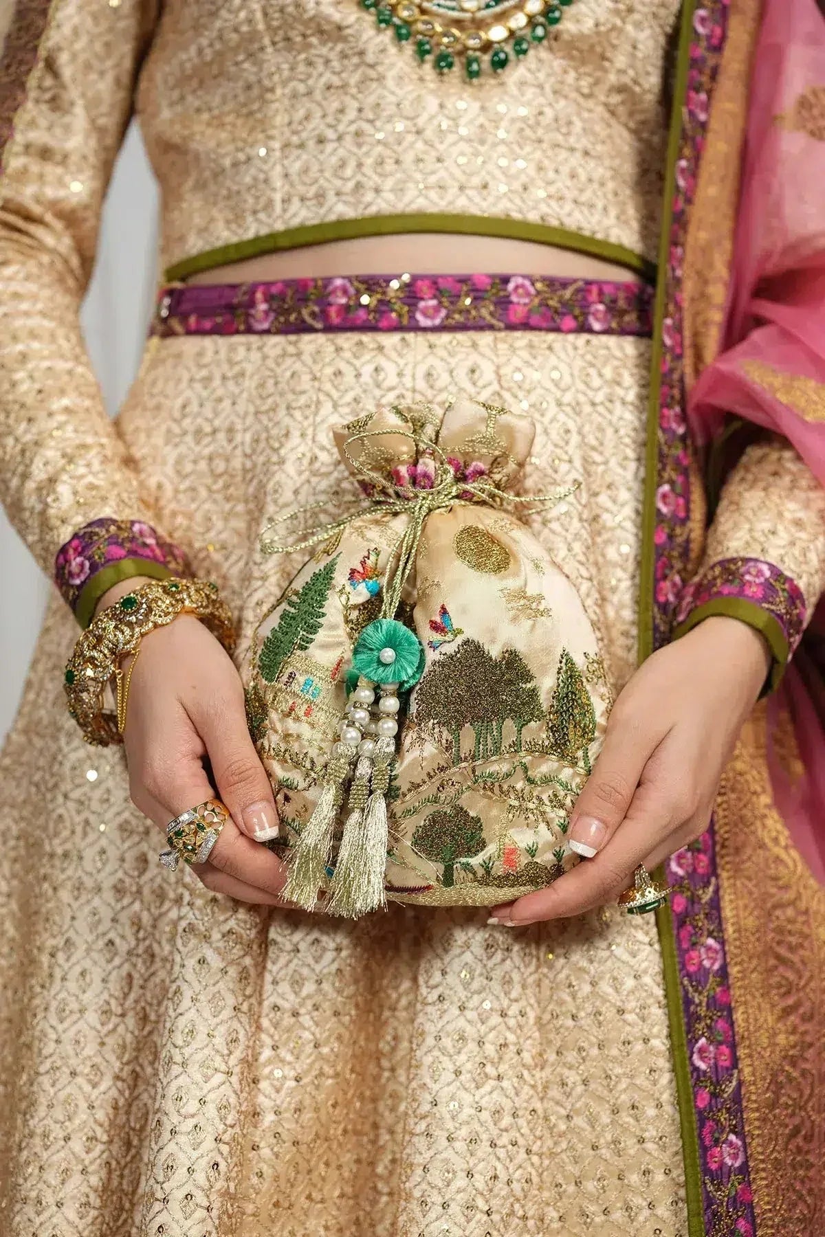 Fahad Hussayn | National Sport Casbah | Gharoli - Aqsa Fabrics