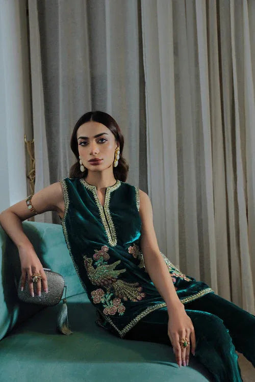 Saira Rizwan | Riona Luxury Formals | Simone - Aqsa Fabrics