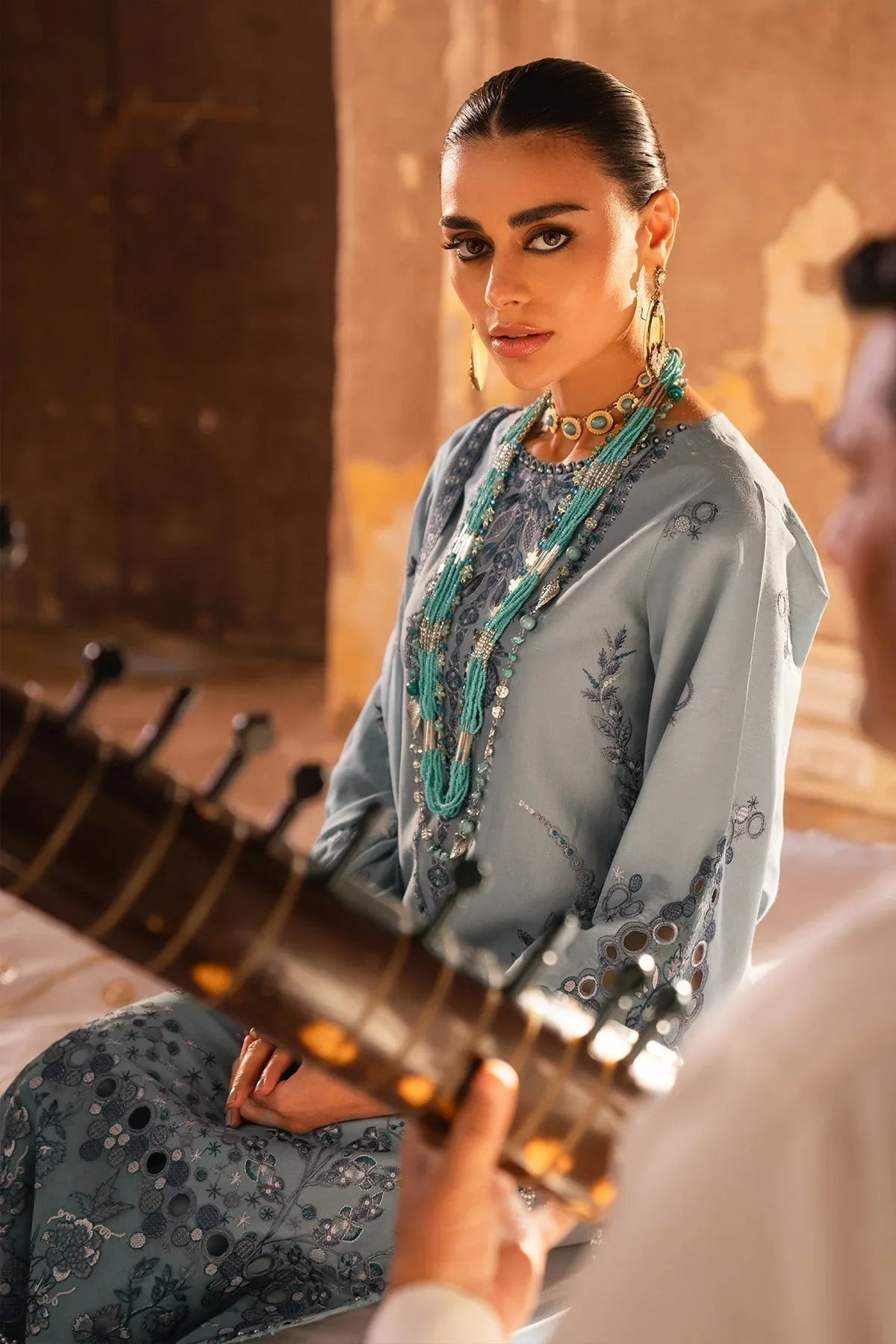 Alizeh | Rawayat Luxury Lawn 24 | Sahiba - Aqsa Fabrics